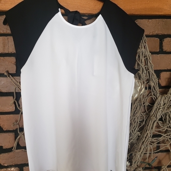 Georgio ARMANI EXCHANGE top. NWT - Picture 6 of 10